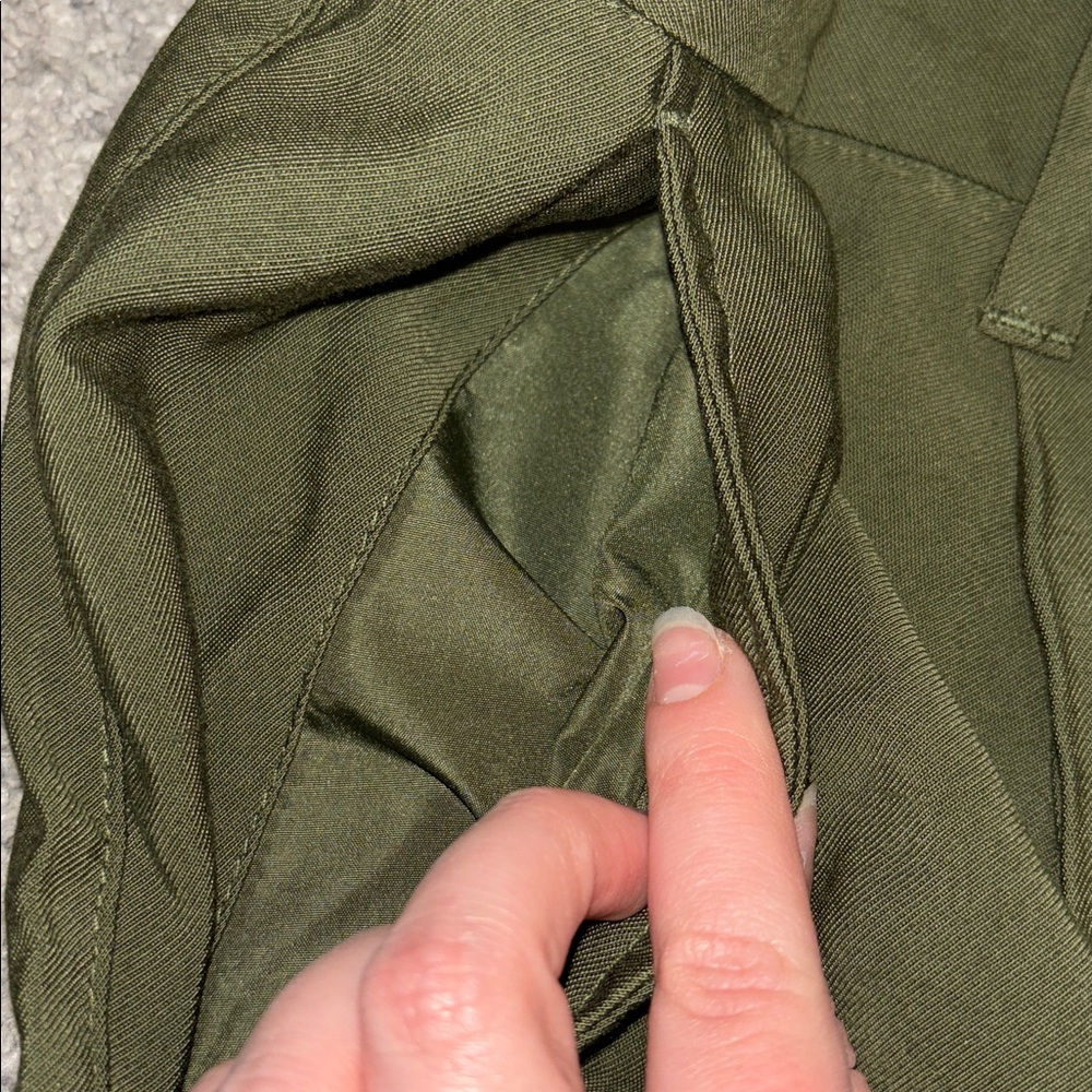 a new day Women’s Green Cargo Pants - Picture 6 of 10
